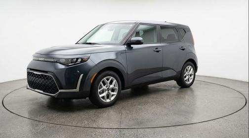 Gravity Gray 2025 Kia Soul LX
