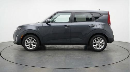 Gravity Gray 2025 Kia Soul LX