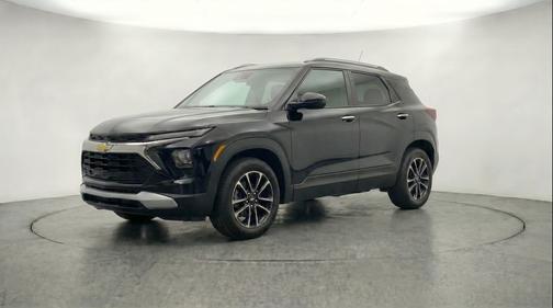 Mosaic Black Metallic 2025 Chevrolet Trailblazer LT