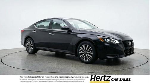 Super Black 2025 Nissan Altima SV FWD