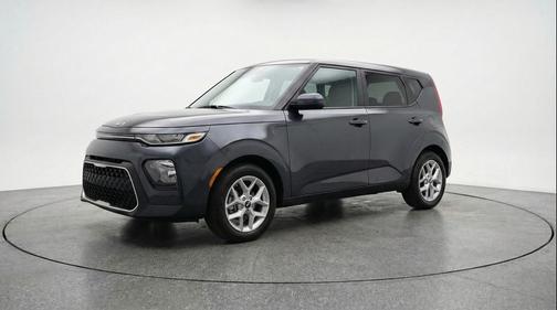 Gravity Gray 2025 Kia Soul LX