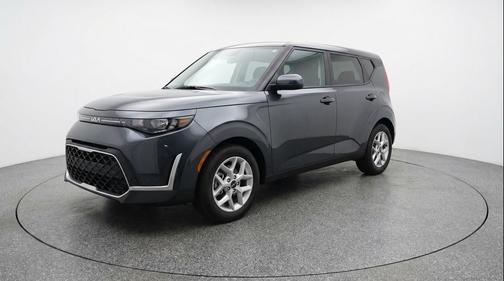 Gravity Gray 2025 Kia Soul LX