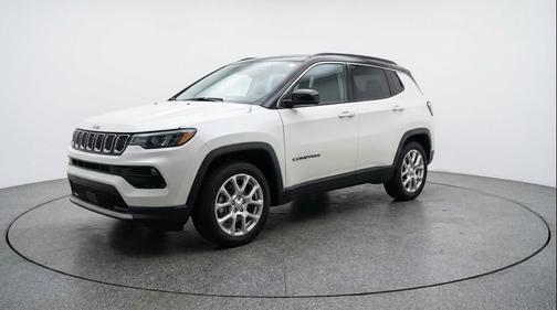 Bright White Clearcoat 2025 Jeep Compass Limited