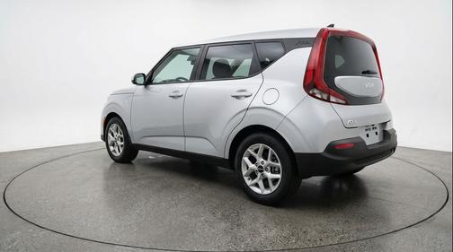 Steel Gray 2025 Kia Soul LX