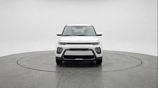 Snow White Pearl 2025 Kia Soul LX
