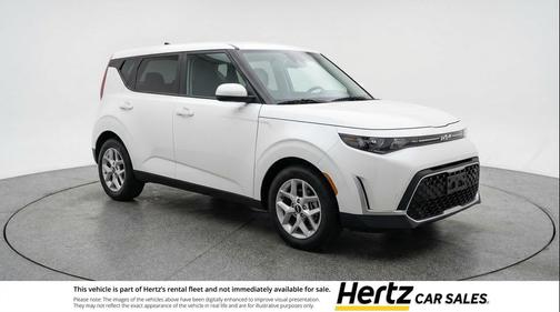 Snow White Pearl 2025 Kia Soul LX