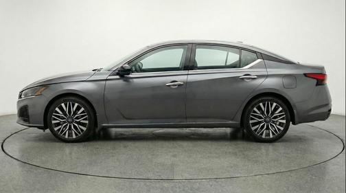 Gun Metallic 2025 Nissan Altima SV FWD