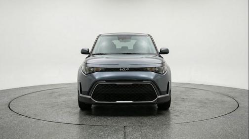 Gravity Gray 2025 Kia Soul LX