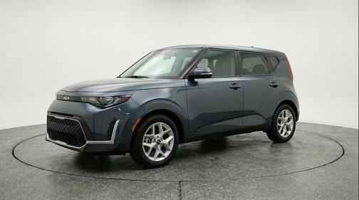 Gravity Gray 2025 Kia Soul LX