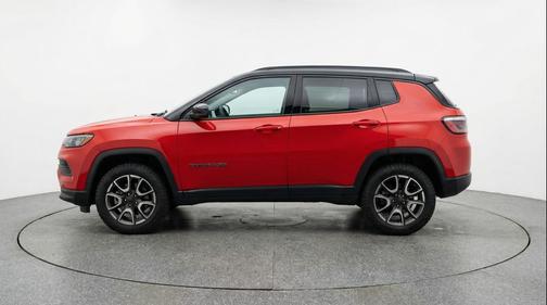 Red Hot Pearlcoat 2025 Jeep Compass Trailhawk