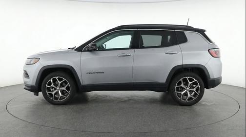Silver Zynith Metallic Clearcoat 2025 Jeep Compass Limited