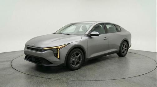 Steel Gray 2025 Kia K4 LXS