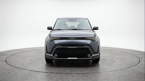 Gravity Gray 2025 Kia Soul LX