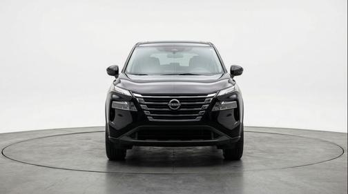 Super Black 2025 Nissan Rogue SV