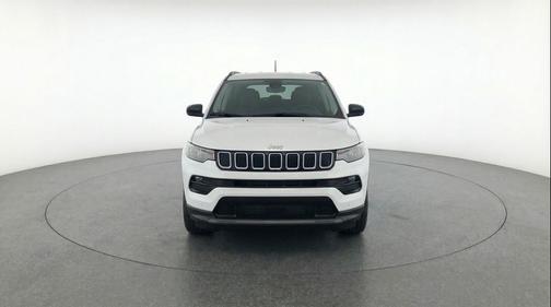 Bright White Clearcoat 2025 Jeep Compass Limited