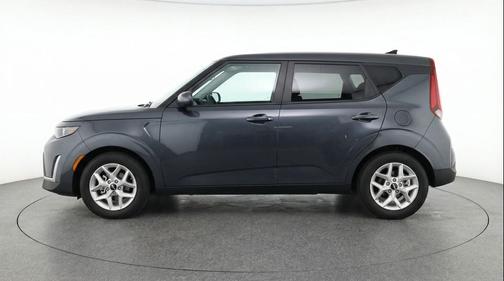 Gravity Gray 2025 Kia Soul LX