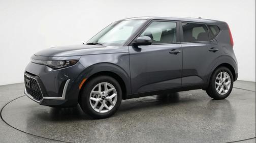Gravity Gray 2025 Kia Soul LX