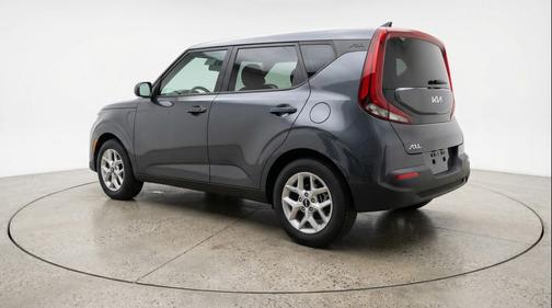 Gravity Gray 2025 Kia Soul LX