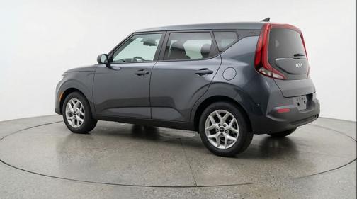 Gravity Gray 2025 Kia Soul LX