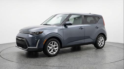 Gravity Gray 2025 Kia Soul LX