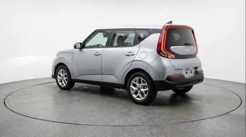 Steel Gray 2025 Kia Soul LX