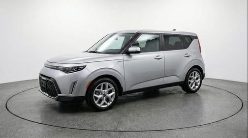 Steel Gray 2025 Kia Soul LX