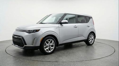 Steel Gray 2025 Kia Soul LX