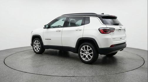 Bright White Clearcoat 2025 Jeep Compass Limited