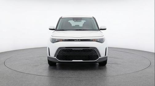 Snow White Pearl 2025 Kia Soul LX