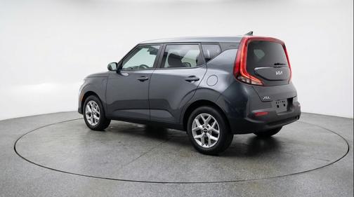 Gravity Gray 2025 Kia Soul LX