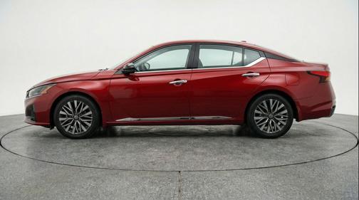 Scarlet Ember Tintcoat 2025 Nissan Altima SV FWD