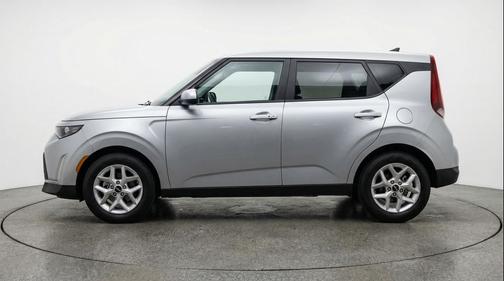 Steel Gray 2025 Kia Soul LX