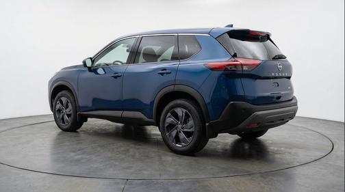 Deep Ocean Blue Pearl 2025 Nissan Rogue SV