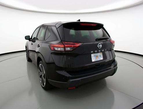 Super Black 2025 Nissan Rogue SV