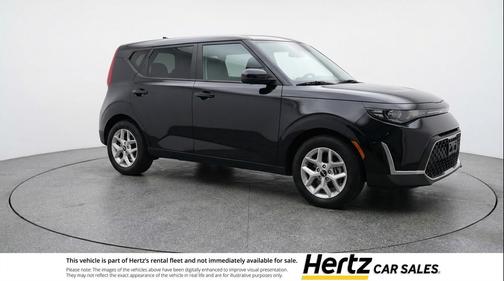 Fusion Black 2025 Kia Soul LX