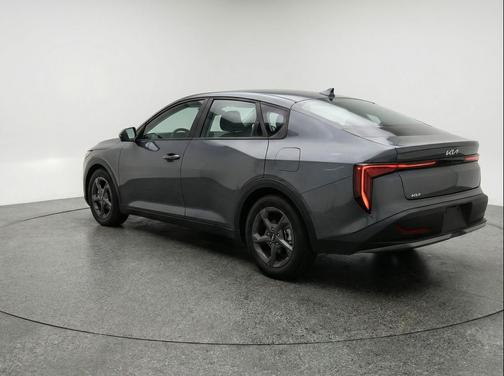 Interstellar Gray 2025 Kia K4 LXS