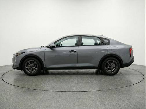 Interstellar Gray 2025 Kia K4 LXS