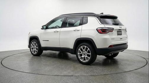 Bright White Clearcoat 2025 Jeep Compass Limited