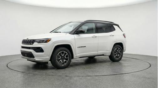 Bright White Clearcoat 2025 Jeep Compass Trailhawk