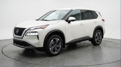 Everest White Pearl Tricoat 2025 Nissan Rogue SV