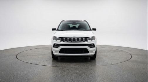 Bright White Clearcoat 2025 Jeep Compass Limited