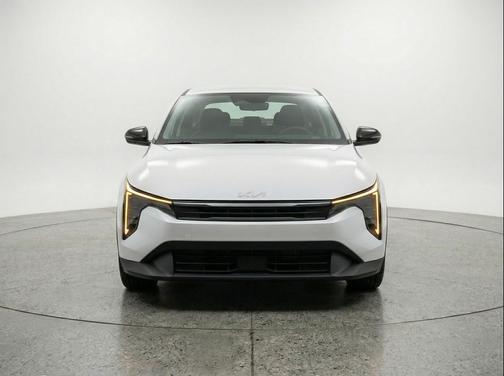 Snow White Pearl 2025 Kia K4 LXS