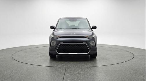 Gravity Gray 2025 Kia Soul LX