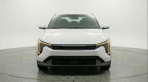 Snow White Pearl 2025 Kia K4 LXS