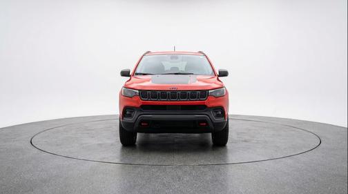 Red Hot Pearlcoat 2025 Jeep Compass Trailhawk