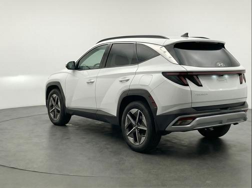 Serenity White Pearl 2025 Hyundai TUCSON SEL