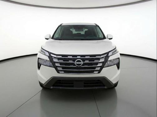 Brilliant Silver Metallic 2025 Nissan Rogue SV