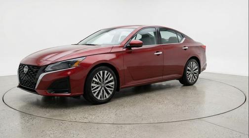 Garnet Pearl Metallic 2025 Nissan Altima SV FWD