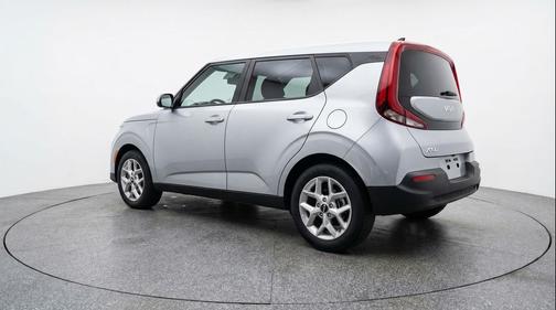 Steel Gray 2025 Kia Soul LX