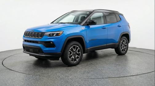 Hydro Blue Pearlcoat 2025 Jeep Compass Trailhawk